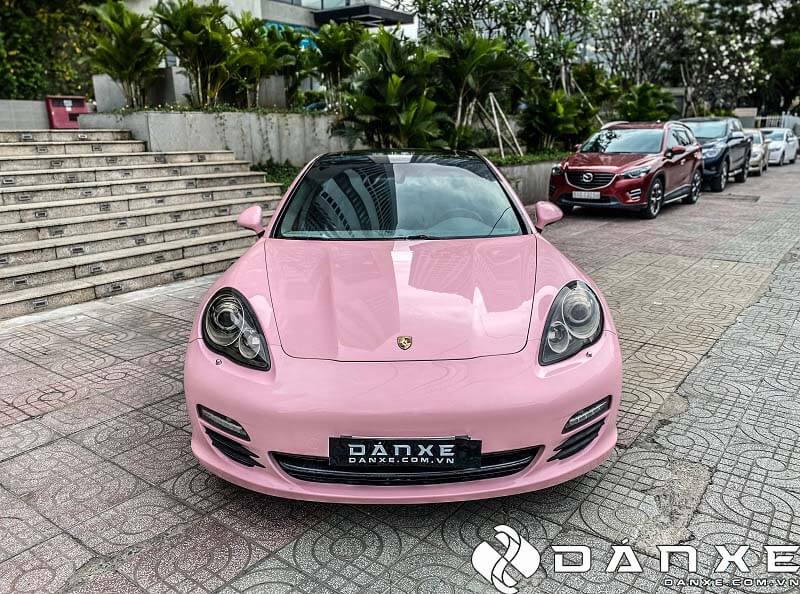 Dán decal đổi màu xe Porsche Panamera S hồng là gì