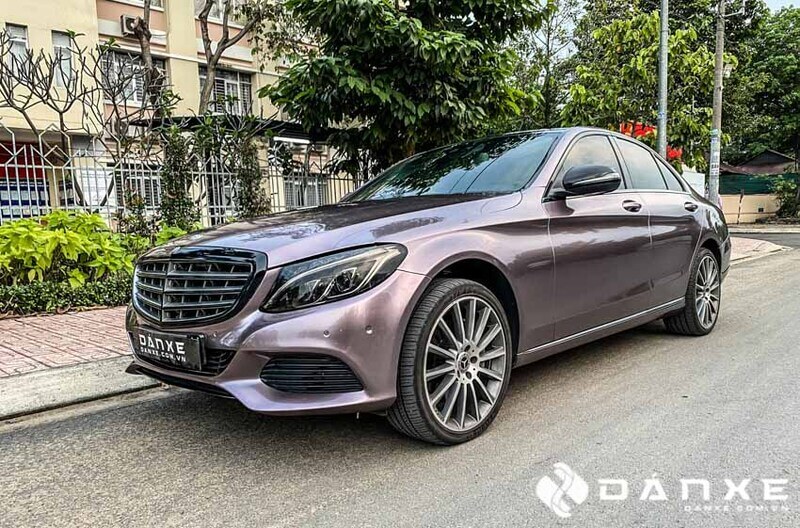 đổi màu xe Mercedes C250 dán decal màu hồng xám độc lạ hot nhất